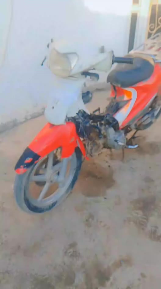 وينهم عشاق القديم ب 125 الف شغاله وخير من اللة ***********
