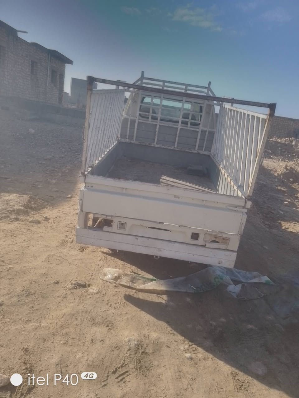 السلام عليكم شاب من رخصت الجميع عموشه هانفي محرك شديته جديد سيارة جاهزه للبيع  وترهم مراوس التواصل ***********
