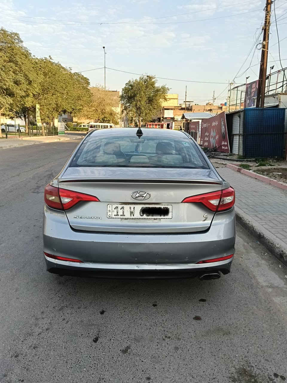 السلام عليكم
للبيع او مراوس حسب القناعة 
سوناتا 2015 رقم بغداد دولي بااسمي 
مكينه 2400 GDi حادثها جداً خفيف 
صبغ جاملغ وباب جهة السائق وهنا نطخة صار بارد بحافة البنيد 
مكينه كير خير من الله تدفئه شغاله تبريد شويه بي ضعف 
مكاني بغداد حي العامل // السعر 113 وبيها مجال بسيط 
للاستفسار// ***********
