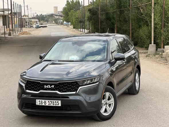 السلام عليكم ورحمة الله وبركاته
كيا سورنتو موديل 2023 
وارد امريكي 
بيها باب وجاملغ جهة العبري 
مكينه 4 سلندر  2400
سياره ماشيه 47 الف 
اخت الزيرو 
السورنتو معروف برزانته ومتانته سياره جاهزه من كلشي 
السعر 200$ مجالها حق الجيه 
ممتوفر ع الانترنت اتصل واني خادم
***********
***********
