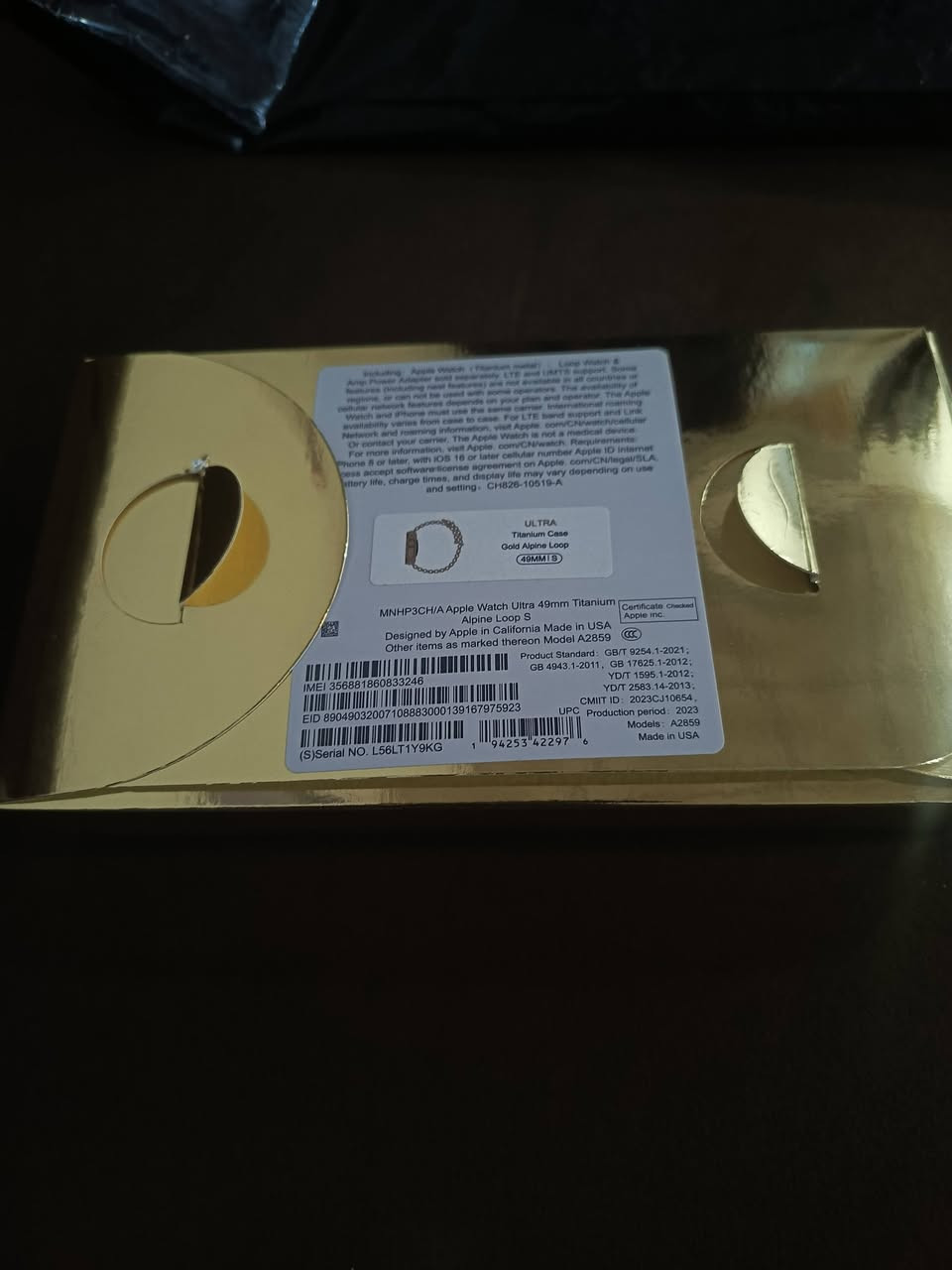 السلام عليكم شباب.. للبيع ساعة ذكية سمارت الترا غولد (Ultra Gold) الفاخرة ⌚✨الحالة: مستعملة نظيفة جداً واستعمال خفيف (أخت الجديدة وكلشي شغال بيها).الملحقات الكاملة: تجي مع كرتونتها الأصلية وشاحنها اللاسلكي + 2 سوارات مميزة:سوار معدني ذهبي فاخر .سوار جلدي رسمي أسود.. المواصفات: إطار ذهبي فخم، شاشة واضحة سريعة اللمس، تربط على كل الموبايلات (آيفون وأندرويد)، تدعم الإشعارات والمكالمات والميزات الصحية والرياضية.السعر: 50 دينار .المكان: خانقين، تسليم مباشر. ***********
