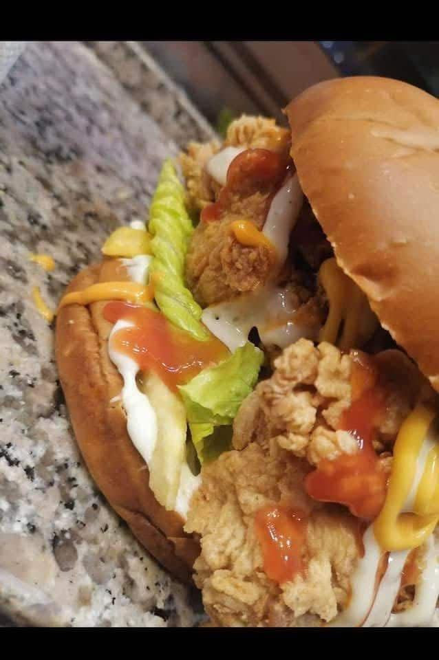 ✨ ڤالنكو | Valenco
ذوق يُحس… وطعم يُعاد ✨

للتواصل 
***********
***********
