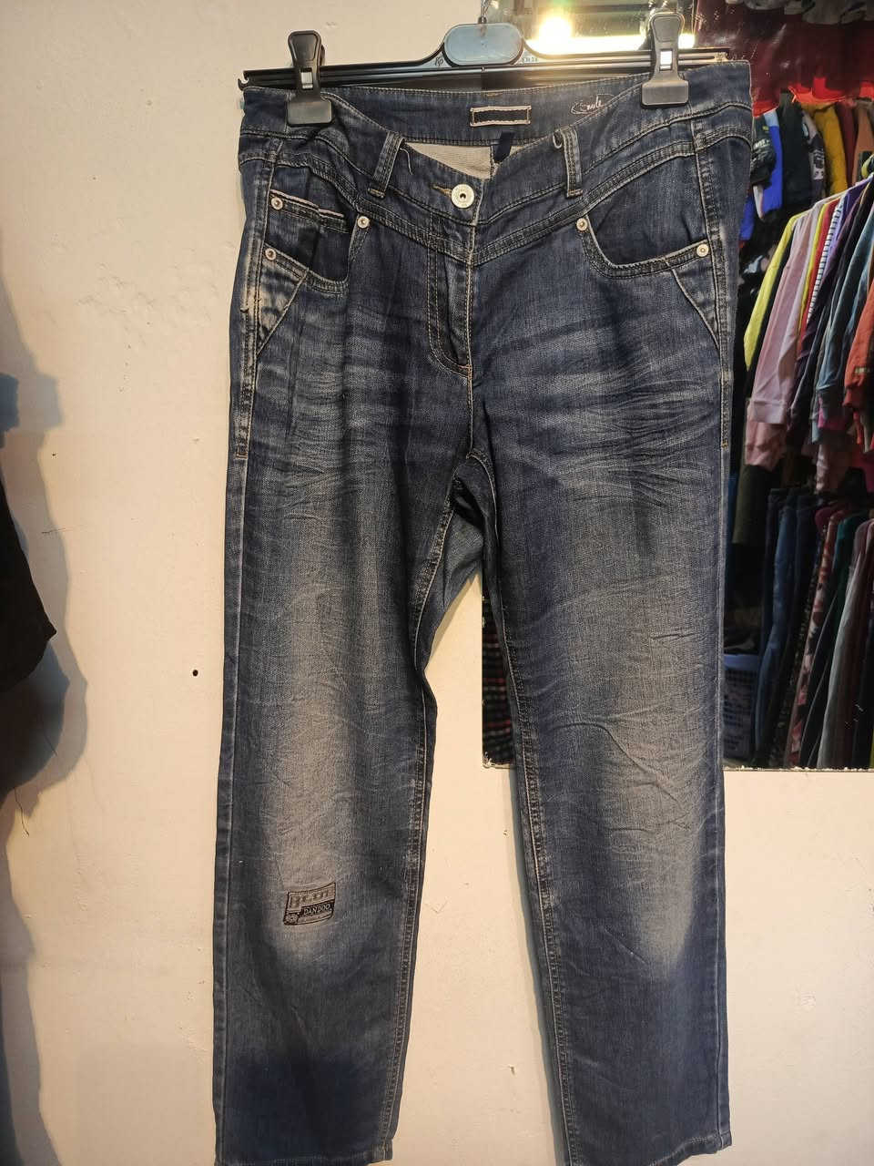 بناطير نسائي بأسعار مناسبه للبيع جمله و مفرد متوفره بمحلنا ألبسه ابو محمد الدوسري بحي الخضراء مقابل جسر الشهيد ابو بكر السامرائي للحجز على رقم ***********
