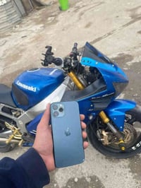 ايفون ١٢ برو فقط مبدل شاشه وبطاريه ذاكره ٢٥٦ نموذجm السعر ٢٥٠ الف مكان...