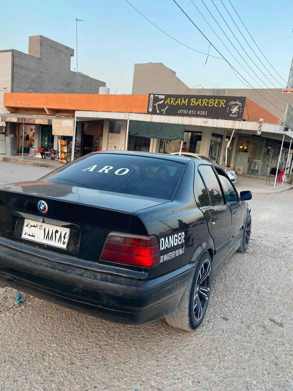 بیئم E36 گێڕ عادی مەکینەی گۆڕاوە شەش بستن مەکینە 20.سەیارەکە مان ئاڕمە ئاڕمی پلاستیک سلێمانی بەشەرت دزیاریو پارەی کەسی تیا نەبێ سەیارەکە وەکوو لێدران پشتو پێشی نیەتی کارەبای بەشەرت گێجی بەنزین حاماوە کامل ئیش دەکا سەیارەکە ماڵی فەقیرە لە سەعرایە 
سەعریشی ٢٠ وەرەقە و مەجالەکی کەم تیایە 
*********** أربيل, العراق
