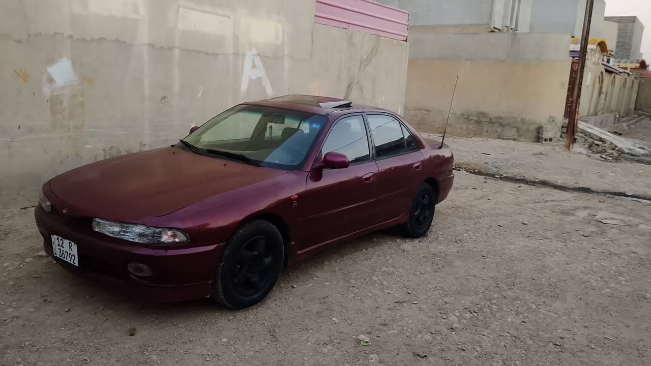 ميتسوبيشي كلنت رقم نينوى  هزه جديده محرك بروتول السياره فول اوتوماتيك قطره صبغ ما بيها كاربون بنزين الكتروني ضخم امامي وخلفي جديد ضخم تاير جديد السياره تبريد بس تبريدها عاطل شرطه تحويل الوكاله من الشرعي موديل 93 سنويه تنتهي 2031 سياره بلدي عنوان موصل كوكجلي السعر 43 ورقه رقم موبايلي ***********,
