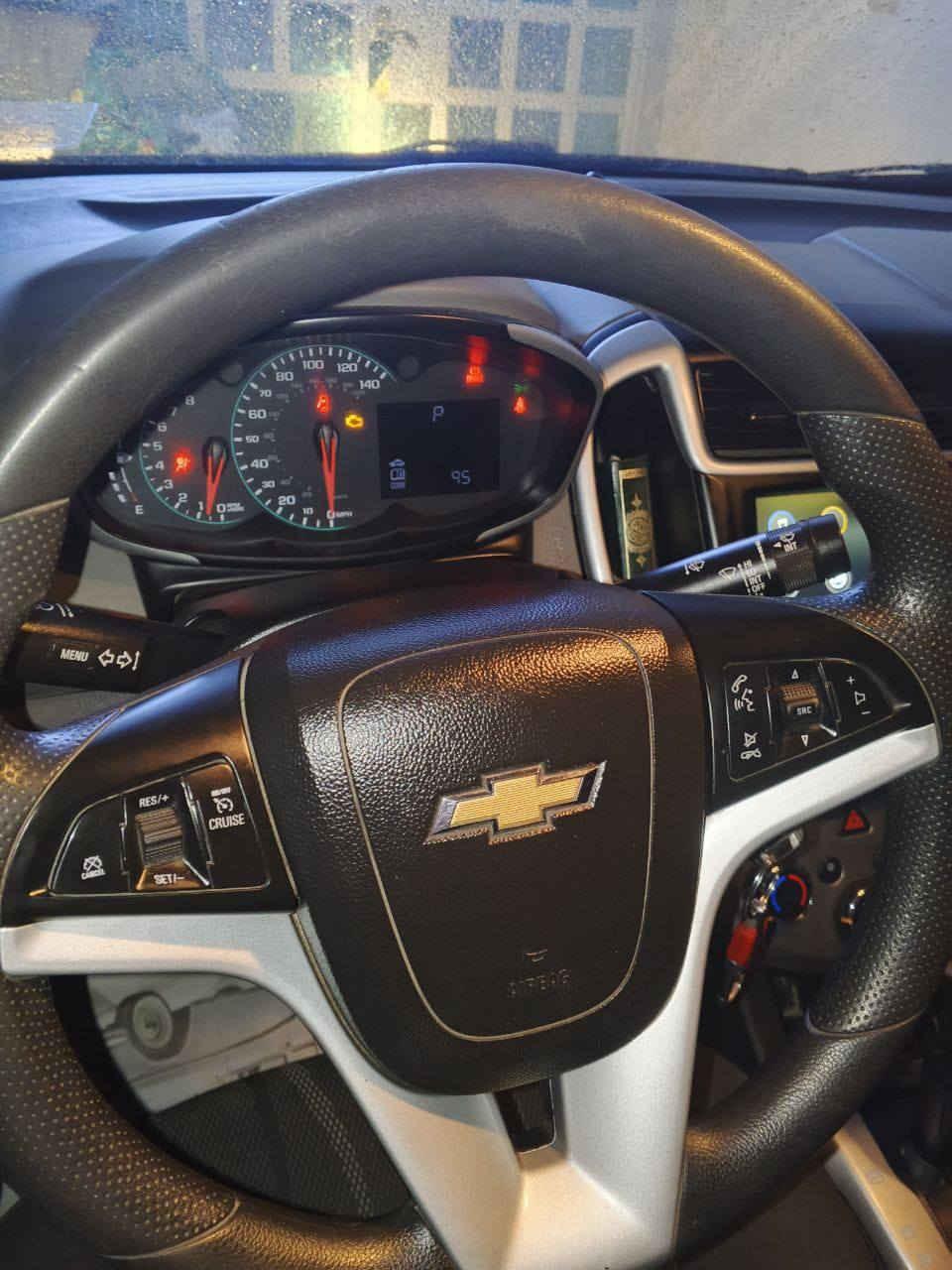 السلام عليكم شباب
سياره سونك شوفر لايت موديل 2018
حادث الي بلصوره امبين سياره مكينه وكير صافي 
وارد السياره امريكي السعر السياره 80 وبيه مجال 
مكينه السياره 1800 اتصال او مراسله ع هذا الرقم 
***********
