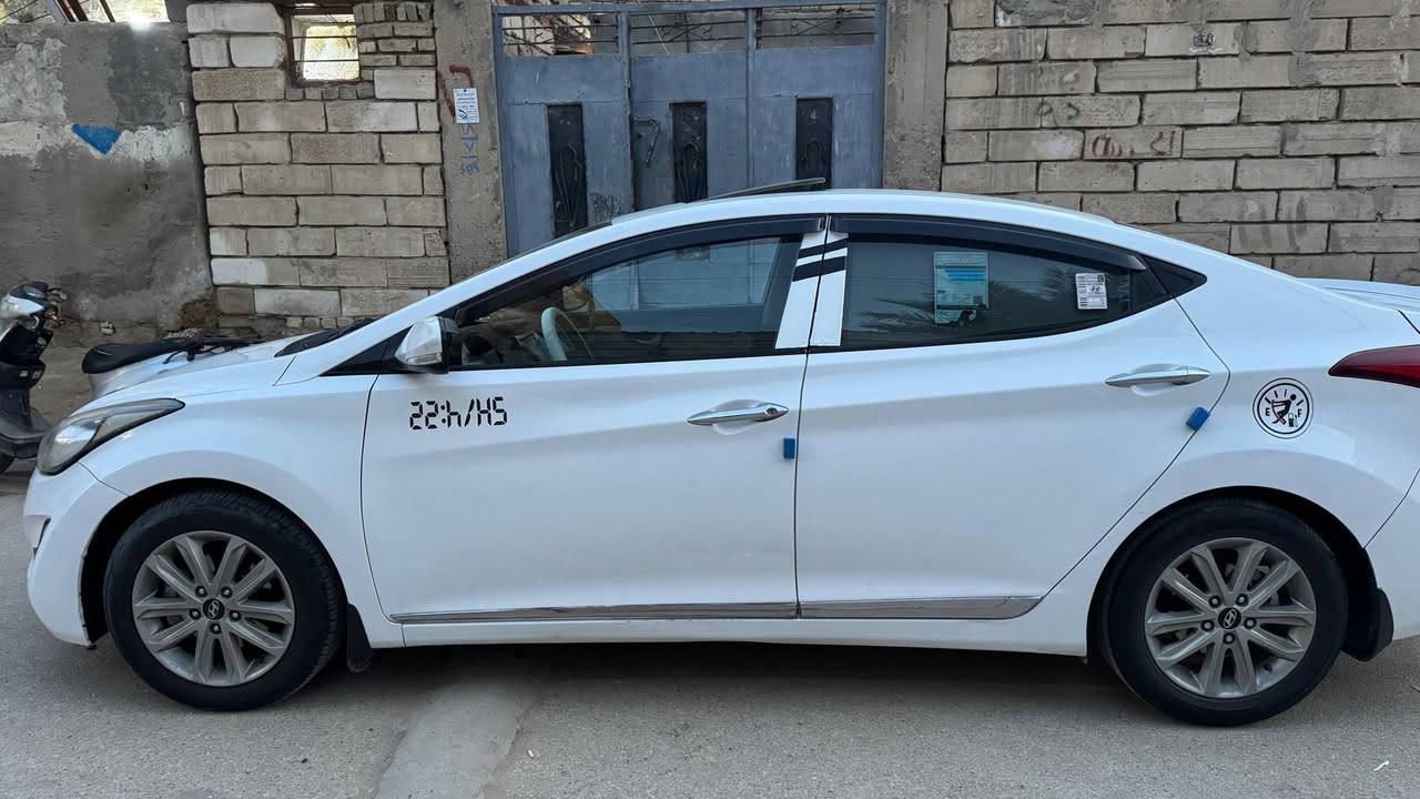 سلام عليكم النتره مديل 15 محرك 1800خليجي بيه قطعه جاملق الايمن المامي والباقي كفاله فول السياره عدم البصمه  سياره جهازه اي نقص مابيه ستعمال شخصي ماشيه 90 حقيقي تصال ***********  وكل التوفيق الجميع يارب
