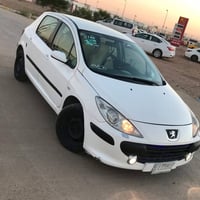 بيجو فرنسي 307 للبيع  07718858840 كير و محرك شرط تبريد تدفئة شغال كهرب...