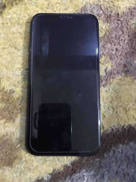 سلام عليكم 
عندي آيفون 11 عادي للبيع الجهاز كله شغال بس من عده الفيس إيدي متوقف ومبدل شاشة اصليه 3 خيارات وبطاريه اصليه والباقي كله مكفول الذاكرة 128 والبطارية 100 السعر الجهاز 200 ألف العنوان بالديات تقاطع المرور 
الرقم ***********
