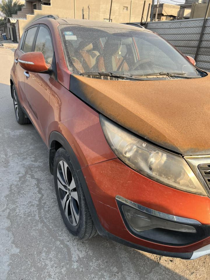 سبورتج ٢٠١١ خليجي
محرك ٢٤٠٠ دوش
السياره مثل ماموضح بالصور البنيد مبدل بدون حادث طار وبدون ظرر القماره 
قماره بانوراما 
مكينه كير حداديه مكفول 
السياره بدون سونار بيها قطعتين 
السعر المطلوب ١٢٢ وبيها مجال 
***********
مكان السياره الدوره الميكانيك
