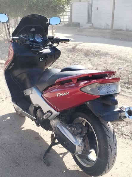 السلام عليكم للبيع دراجه تي ماكس مديل 2008 دراجة حلوه وجاهزه كلشي ماعايزه ان شاء الله معروضه ب22 وبيه مجال بسيط مكان حله قرب مركز ثورة رقمي *********** خاص مفتوح
