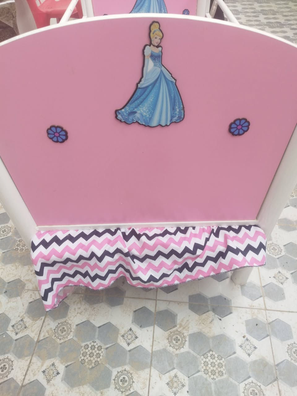 السلام عليكم.
جربايه حديد هيه وفراشها. وكاروك. وشفاط. نضيفات كلش. 
للبيع وباسعار مناسبه. 
الشراي يدخل خاص


**إذا كنت صاحب هذا الإعلان وتريد حذفه لأي سبب، رجاءا أرسل رسالة إلى الدعم الفني**