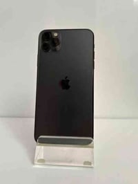 11 برو ماكس للبيع  ذاكرة 64  بطارية 74🔋 نظافتة 100/100 مبدل(شاشة 3 خيا...