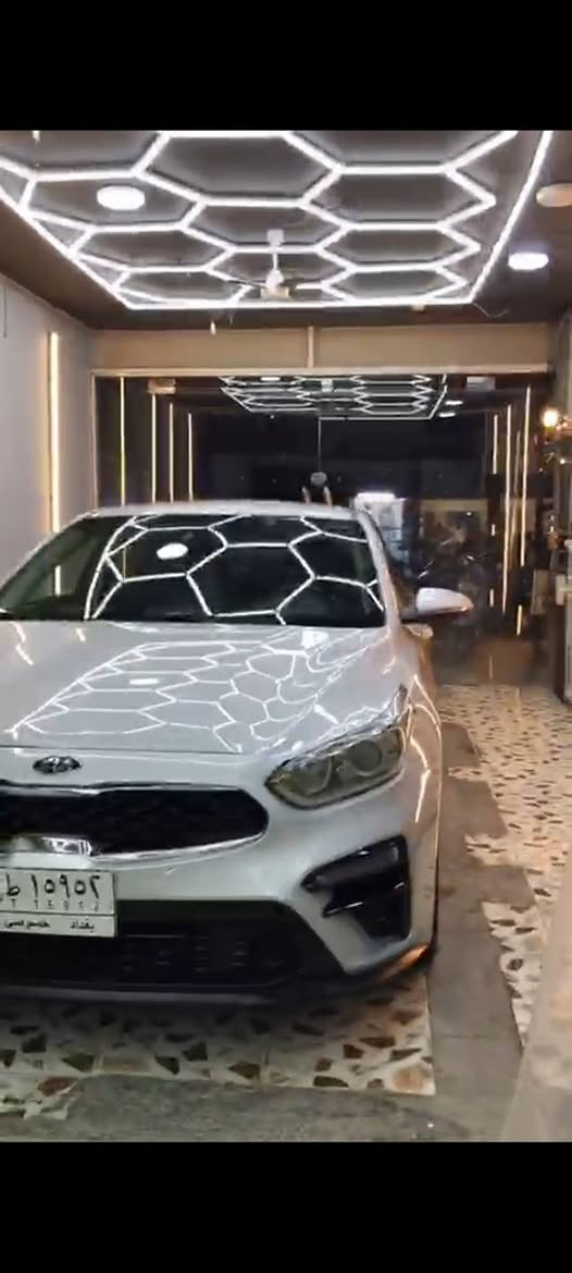 فورتي 2020 سلفر EX
سياره مكفوله بدون صبغ ما عدا الجنطه حادث بغداد  وخشم البنيد معدل شي بسيط جدا

مواصفات

كير AT

محرك 2000 دوش

اشاير بل مري

نقطه عمياء مع رادار قياده مع قياده ذاتيه

شحن بلوتوث للموبايل

تدفئ كشنات وستيرن

تخم اطارات جديد بدلته قبل فتره بسيطه

ماشيه 103

سياره على أيدي من 2020 لان اني جناي جبته كلين بس صار حادث بغداد ونضربت الجنطه  والحمد لله على كل حال 

اخوان السعر 132

*********** 

صور الحادث مرفق بل نشر
