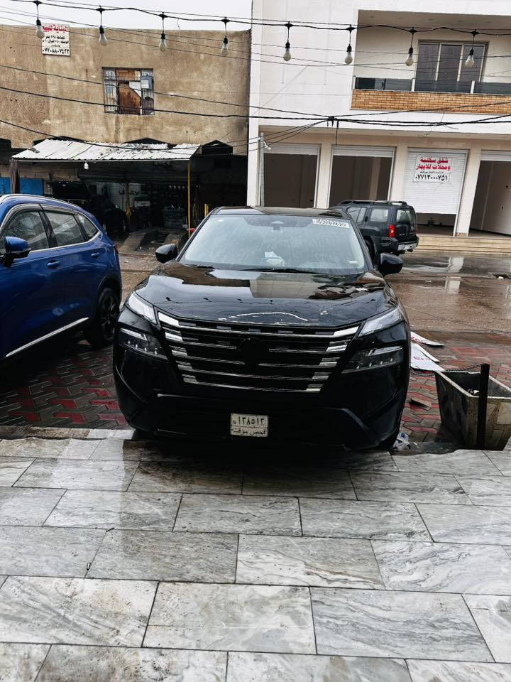 نيسان روج موديل ٢٠٢٥ مواصفات sv مرقمة بغداد 
ماشية ٩٠٠٠
***********
