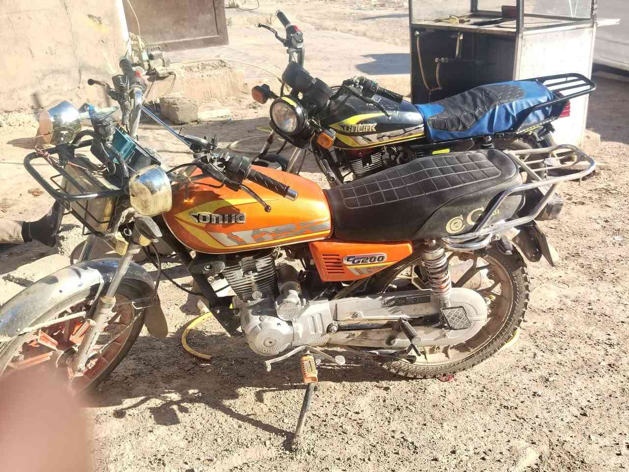 السلام عليكم دراجات للبيع سونك مديل ٢٤ 
والشنك مديل ٢٣ اوراق اصولي
***********
