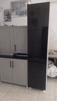 كاونتر المنيوم ابواب خشب. السعر مليون 650الف ( hdf) 3امتار الكاونتر و 3امتار الملحق وسنك متر ونص كامل مرمر وتوصيل لحد البغداد مجاني  راسلني عالاواتساب ***********جديد العنوان اربيل
