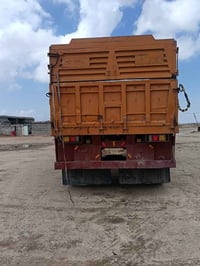 للبيع مقطوره الاماني  جديده تخم تاير طول سبعه ونص7/50للستفسار/07811189...