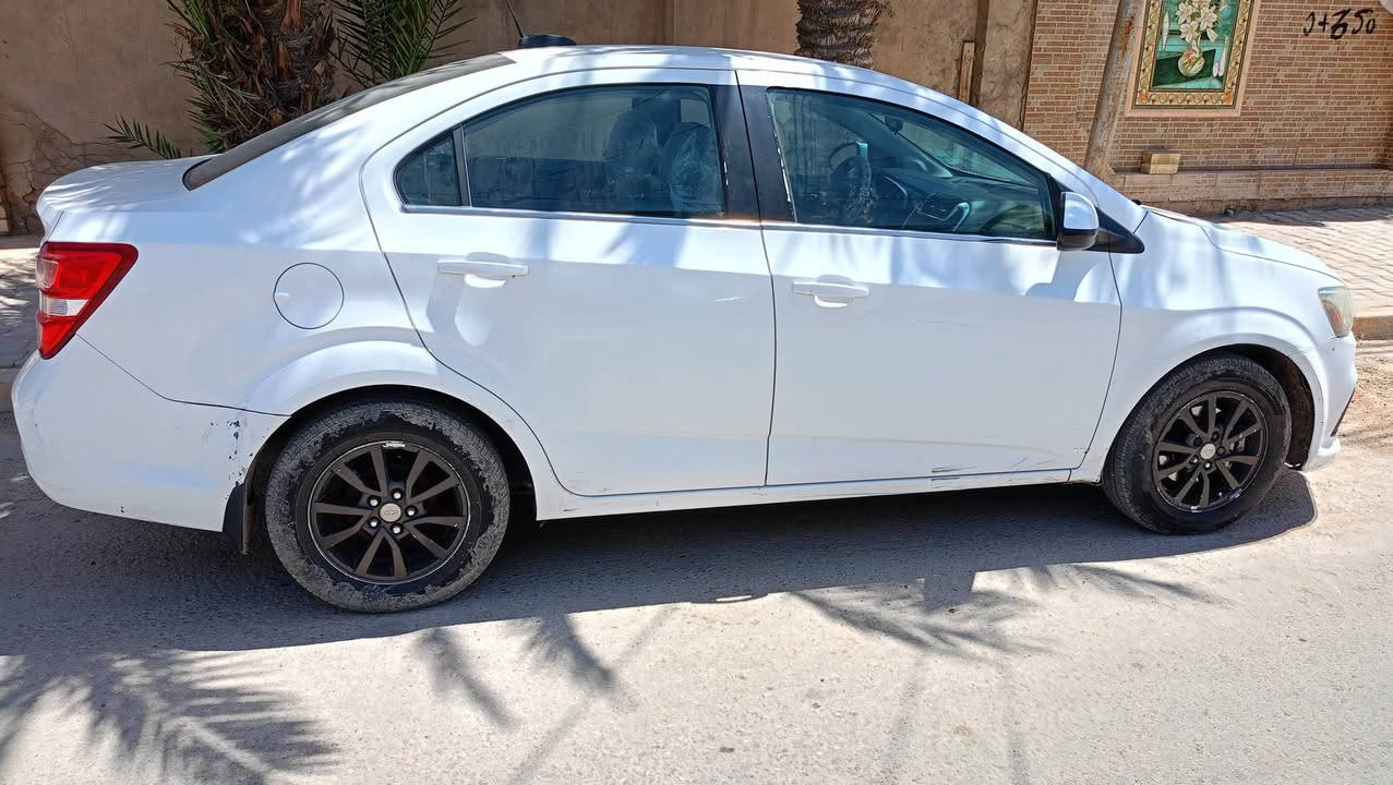 السلام عليكم سياره موديل 2017 محركات 1800 جير ومحرك جاز سياره رقم انجليزي نجف مش اخوي. 
‏‪0774 193 8319‬‏
‏‪0781 195 7387‬‏
