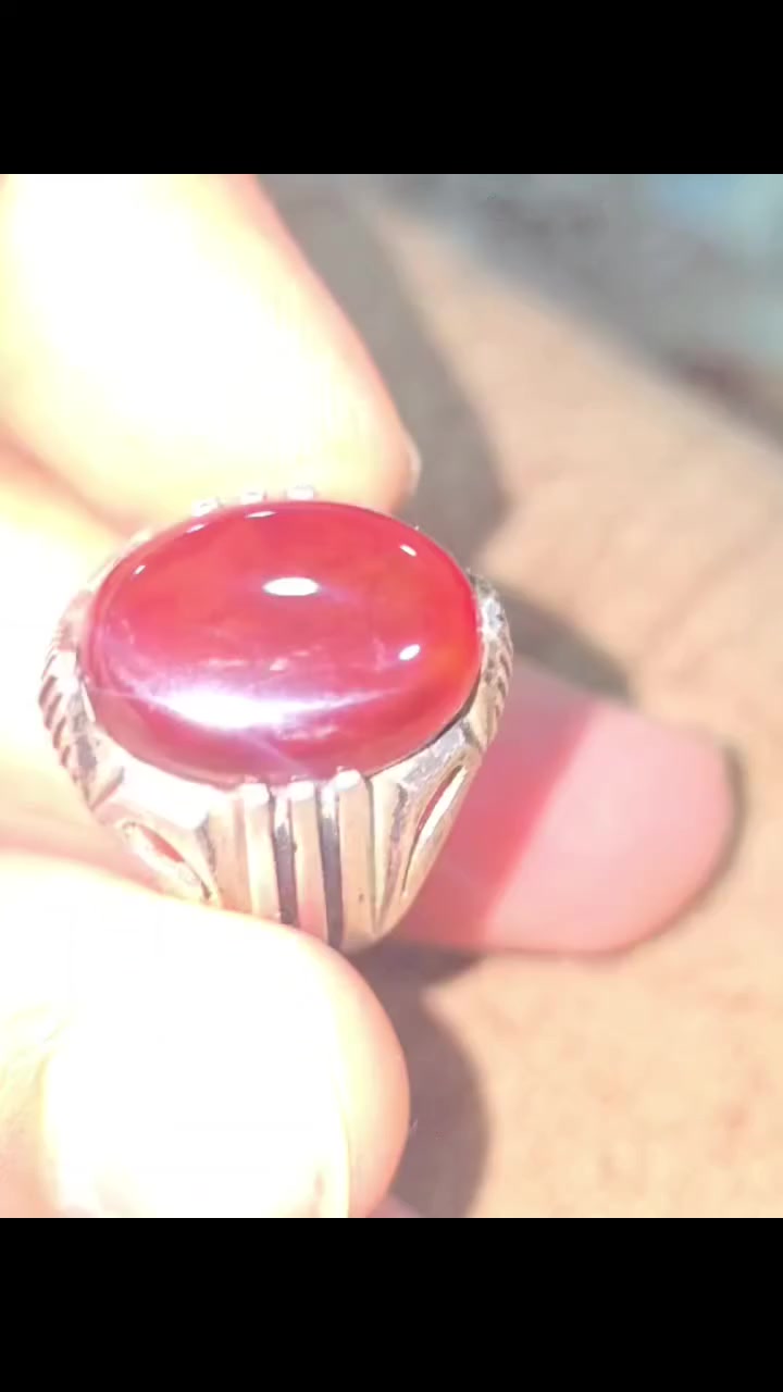 ياالله السلام عليكم متاح خاتم عقيق يماني وين عشاق اليماني الكرزي مكاني السماوه ***********
