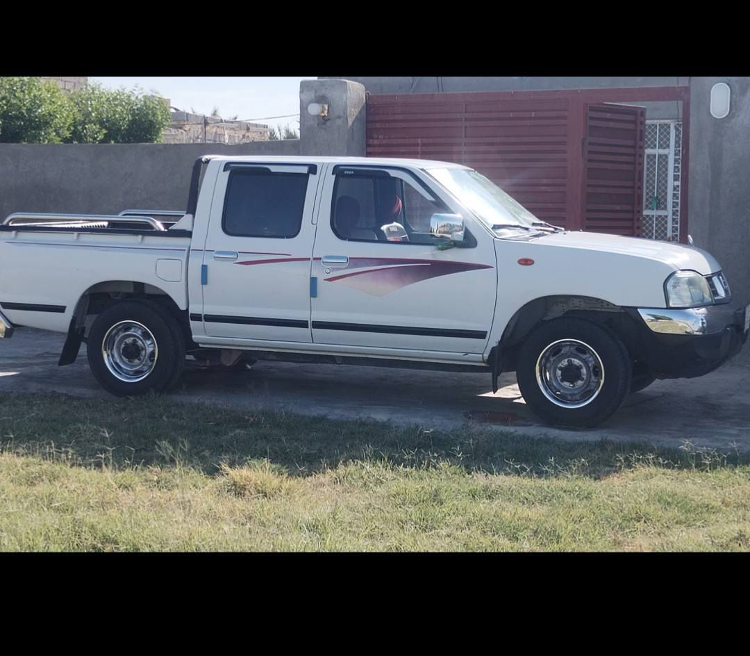 سلام عليكم نيسان ١٤تريشه للبيع باسمي رقم ميسان مكفوله مكانه ناصرية قضاء دوايه ***********
