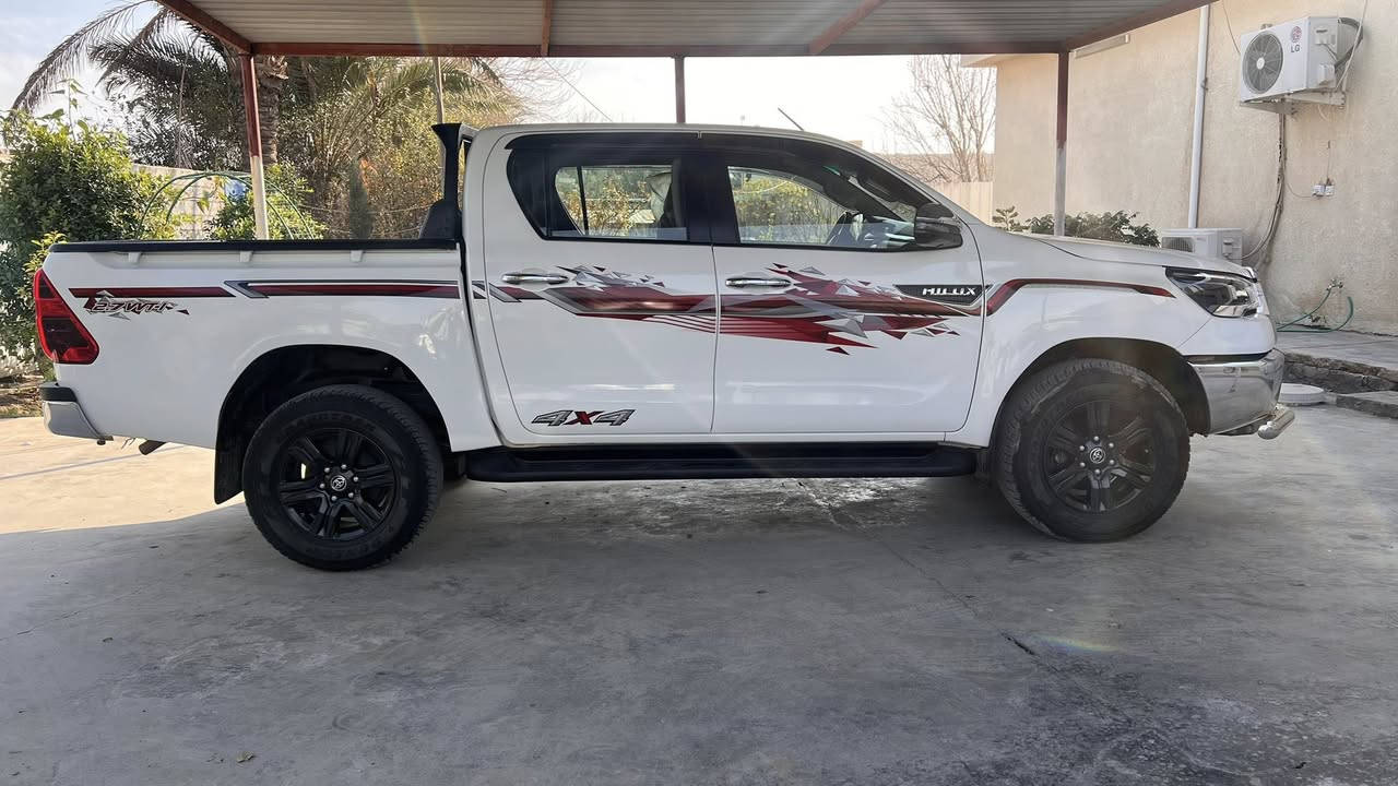 السلام عليكم : هايلوكس موديل 2022 ساز فور ويل عالي فول مواصفات معروفه مواصفات الساز محرك 2700 السياره كفاله عامه من كلشي حتى من الشخط كير محرك كفاله ماشيه 87الف سنويه جديده بسمنا السعر315 مكان السياره بغداد اليوسفيه
***********
***********
