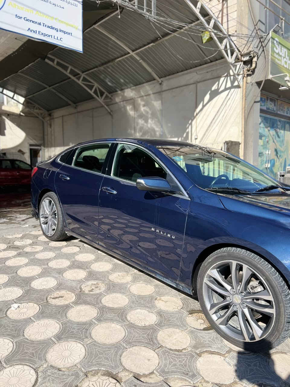 السلام عليكم 
شوفرليت ماليبو موديل2020 وارد امريكي بريمير اعلى فئه

المواصفات فول للاخير 1/1

 لون  مميز 

 ويل حجم 19 كروم

 سقف بانوراما سلايد طكتين

 داتا شو + تحذير

كشنات جلد وكهرباء السائق والراكب مع تدفئة وتبرييد

كشنات خلفية تدفئة 

كشنات خزن ميموري 3 وضعيات مع وضعيه الخروج السهل 

تبريد كشنات مع تدفئه كشنات

 العداد ديجتل ليزري 

شاشه وسطية مع نظام كار بلي مع نظام ملاحه

نظام  تبريد بيانو شاشه + مناخ منفصل السائق والراكب 

ستيرن هيتر 

 قياده ذاتيه + تحديد مسار + تحذير خروج عن مسار 

 كامرا خلفيه دواره

سستم صوت 🔊 من شركة Bose الالمانيه مع امبلي فاير دمام 

9 سماعات

اناره داخليه مخفيه ومحيطية بداخل السياره

سايد بريك كهرباء

 بجم زنون بلاد مع لايت داينمك مع لايت اوتو عالي عند عدم روؤيه

حساس مطر اوتو + مراية عاكسة للضوء  ذكية

مري قلاب عند الرجوع للخلف R + كامرا ونقاط عمياء

تبريد قطعتين 

شحن واير لس+ usb+ typC

السياره مواصفات كلش هوايه ومتخلص

رقم بغداد بااسمي 

 السعر  155 وبيها مجال 

صور الحادث والتقرير موجود دزلي واتساب وتدلل

بيها قطعة وحدة تبديل بلادي وشبر البنيد فقط صبغ 

وعليها برمجة مراوح + برمجة عدادات + برمجة ادوانز + ولف حماوة ريسنگ 

للتواصل 
***********
