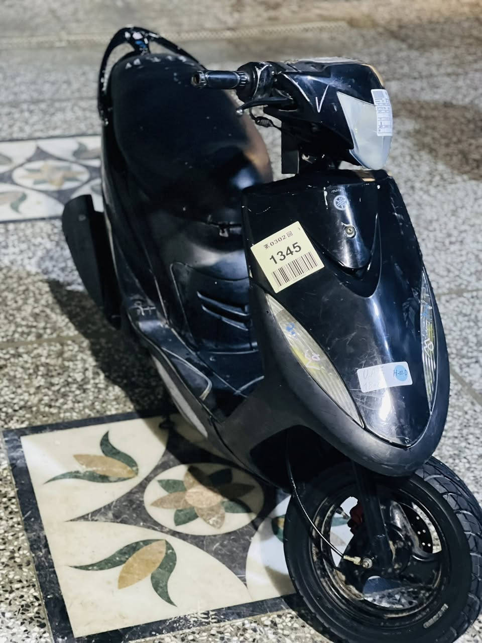 السلام عليكم
دراجه ماكس١٢٠ عدله نضيفه دراجه خير من الله تجي وتگلبها كبال عينك نكره سلف كهربائيات شغاله سعره 600 بيها مجال بسيط /العنوان بغداد العبيدي /***********
