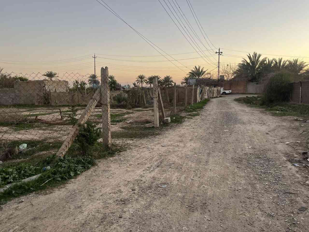 للبيع قطعة زراعية سكنية 

 المساحه ٩٠٠ متر 

الواجهه ٢٢ متر 

الموقع - حي العباس - شارع السكلات - خلف غسيل السيارات - عالنهر 
  
- ماء حلو

- كهرباء 
 
للاستفسار 

*********** - ***********
