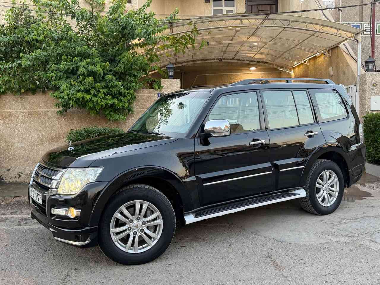 باجيرو حبتور بلاس علامات ذهبية راس الارنب كفاله مكينة 3800

خليجي لون اسود ماشية 88 

مكفولة كفاله عامة صبغ بارد

فتحة سقف

كشنات جلد وكهرباء

داير ايرباك 

فوريل ودبل دفلوك

طخم تاير برجستون 

داخل كلة صاج 

تحكم ستيرن 3 جهات 

شاشة كبيرة وكامرة

دمام بالصندوك

تبريد منفصل 3 قطع ثلج

عزل كامل لطسة

مكينه 6 سلندر 3800 بشرط برغي ممفتوح بيه

ثلاجة 

رقم اربيل بسمي هزة وسنوية جديد

مكاني بغداد 

اعتذر عن المراوس 

بيع فقط 

*********** بغداد, العراق
