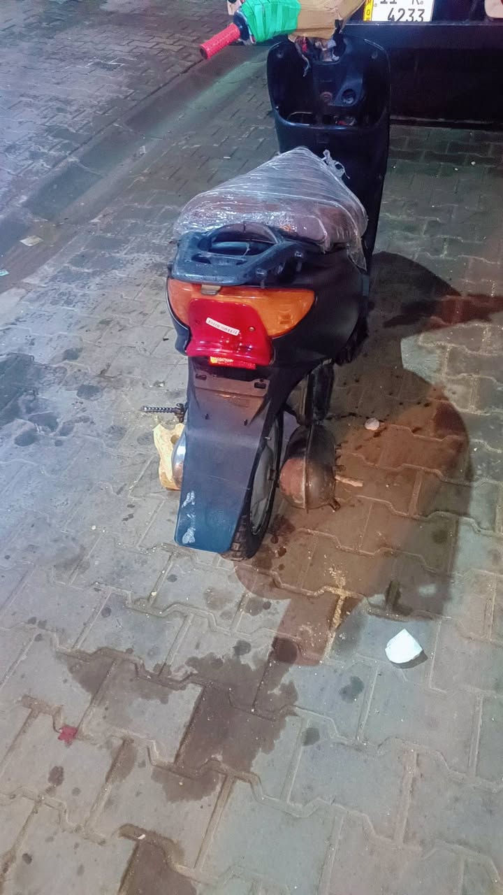 سلام عليكم دراجة عصفورية مكينتهة حلوة ما مفتوحة نكرة وحدة من الصبح  كفراتهة نضيفة السعر 100ببهة مجال مكاني ام الكبر ***********
