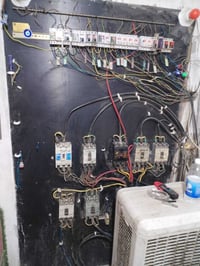 موقع للبيع التفاصيل اتصل 07735838143
