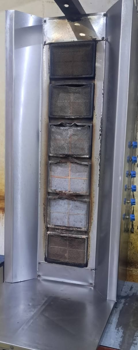 السلام عليكم
فرن وقلاية وشواية گص للبيع شغالات ***********
