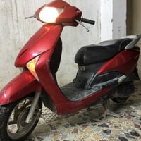 ليدي • حديث • موتوسيكل