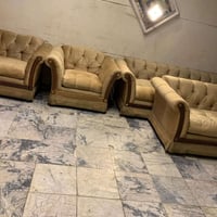 من رخصت مدير محترم تخم قنفات 8 مقاعد نضيف جدا اي ضرار مابيه تخم ثكيل ج...