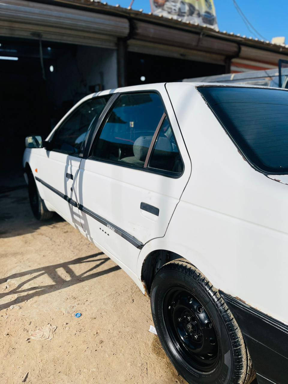 بيجو روى ٢٠٠٧ رقم بغداد انكليزي باسمي سنويه ل٢٨
سياره جاهزه عدا التبريد نقص كلج كمبريسر 
السعر ٣٢ بي مجال قليل 
عنوان بابل الحله 
بيع او مراوس حسب القناعه 
***********
