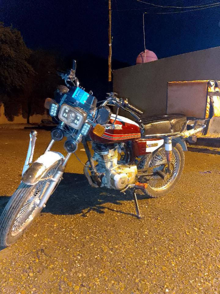 سلام عليكم
دراجه للبيع تايكر مكينه غطاس

دراجه موديل  23

دراجه نشطه شلعه ومعدل دراجه نضيفه وحلوه

محرك مفتوح
كهربائيات كلها شغاله
السعر  375 وبيها مجال مكاني تكريت

ملاحظة :مكلف بل نشر. رقم صاحب الدراجه 

***********
