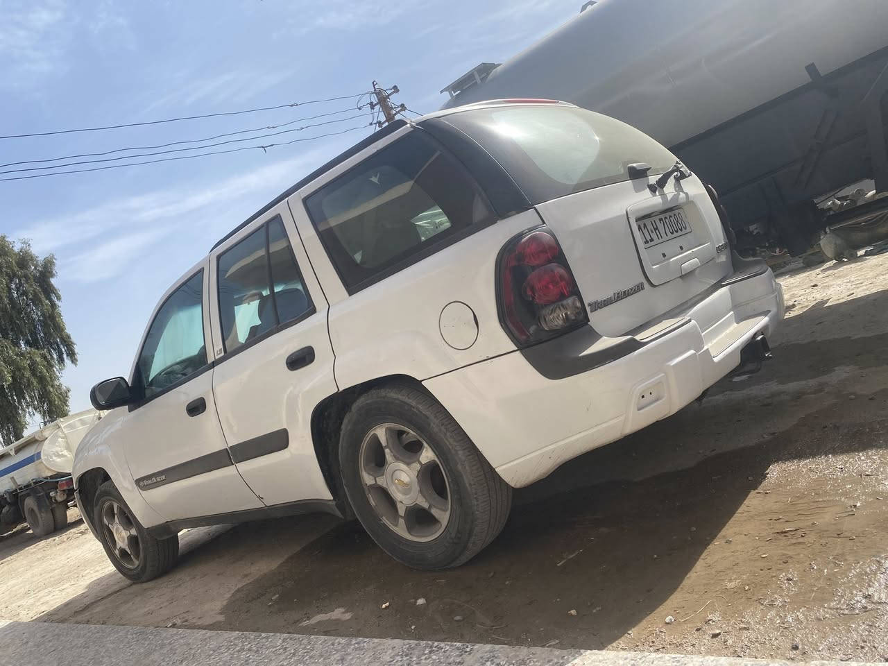 اسلام عليكم بلايزر موديل 2004 السياره خير من الله رقم مميز كهربائيات شغاله دواخل ابلاديه محرك كير مكفولات محرك بلادي قبق اسود تبريد عوزه كهربائي وشغل السياره حلوه ونضيفه  عنوان بغداد السعر 85 الاتصال ***********
