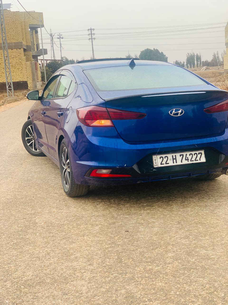 السلام عليكم للبيع النترا سبورت 2020فول مواصفات 1/1
السياره جاهزه كير ومحرك كفاله وحداديه جديده تخم تاير جديد ماناقصها برغي وارد امريكي بيها 3قطع صبغ
السعر 118وبيها مجال للشراي  صور الحادث بل منشور
بدون ايرباك بدون دواخل 
اللاستفسار ***********
مواصفات 
شاشه تحم استيرن جهتين 
شفتات بل ستيرن 
بصمه  +بصمات ابواب 
كزوز رياضي 
كشنات جلد تدفه تبريد 
وباقي المواصفات معروفه
