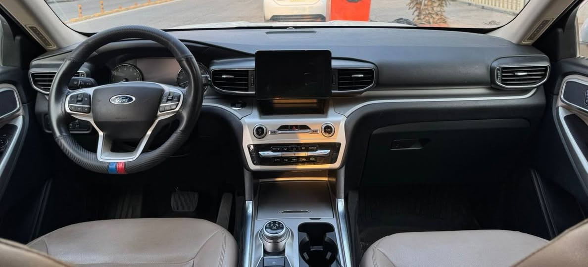 کوردی - عربي

 فۆرد اكسپلور 2020
- بی ئیرباگ بی  سوبخ بی شوخت
 - رەنگ سپی
- دەبل ئەكسل
- كوشین VIP
- ناو زەرد
- شەغال
- كوشین كارەبایی سەكن  و سایەق
- كوشین هیتر هەر چوار لاى 
-ئاوینه‌ هیته‌ر
- سوكان هیتر
- سوكان تەقەل
- تەبرید مركزی
- سندوق شەفت
- رادار پیش و  تەنیشتكەكان
- بی ئیرباگ بی  سوبخ بی شوخت
 - چوار شوینی ساردەكوتە زۆر كەم

***********

فورد إكسبلور 2020
بدون إيرباق - بدون شوخط
اللون أبيض
دبل أكسل
مقاعد VIP
داخلية صفراء
شغال
اوينات رادار
 4 كوشن كهربائية 
جميع المقاعد مزودة بالتدفئة
المقود مزود بالتدفئة
تبريد مركزي
صندوق شفت
رادار أمامي وجانبي
بدون إيرباق - بدون شوخط

*********** أربيل, العراق
