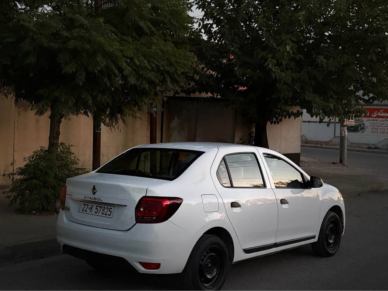 Renault symbol 2019

بی بۆیاخ 
١٠٧ هەزار ڕۆشتووە
٢ جام کارەبا
ناو زەرد 
گیر تۆماتیک
بلاجیکتۆر
ئاوینە ایشارەت 
گیچ الکترونی 
گیرو مەکینە باشەرت دەعامی بۆ دەعامی 
بی تارزەیە تارزەی نیە 
لە سلیمانیم 
نرخ ٨٢ وەرەقەو مەجەلی برایەنە 
*********** السليمانية, العراق
