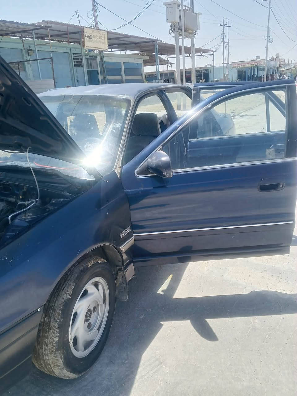 النترا موديل 93
سياره بلاديه بس جنطه مالته مصبوغه باقي كله ع وضع شركه بدون اي خياس بدون اي ضربه 
خياس مابيها ابدا 

صور وفيديو كامل السياره 
سياره مكفوله بكامل 

تبريد ثلج انجماد 

كير اتوماتيك 

محرك وكير جدد 

سياره مال جناي 

صدر امامي خلفي جديد 

غرفه جديده بكارتون 

كهربايات كله شغاله دشبول كلشي شغال ساعه حساسات سياره كله شغاله 

تحويل مباشر مشروع وطني رقم انبار 
فقط قماره جارده 

مكاني الانبار قضاء هيت 

بيع او مراوس 
السعر37 ورقه 
للإستفسار عل رقم ***********
