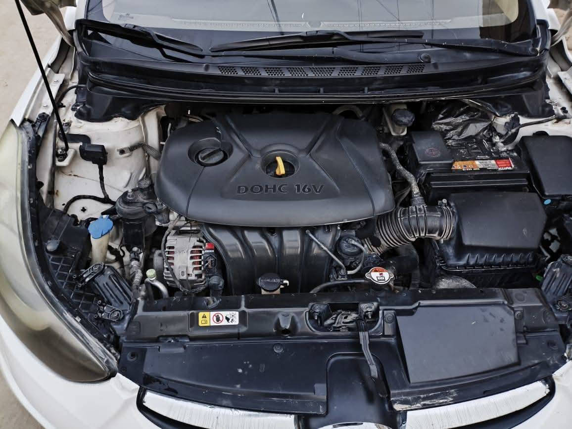 سلام عليكم النترا 2013خليجي بيه باب صبغ محرك 1800تبريد حداديه لكل جديد رقم اربيل  لاستفسار ع رقم ***********السعر 115الشراي ومستعجل على بيع نجف لاشراف شارع المطار
