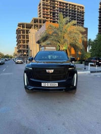 للبيع 🚘 كاديلاك اسكاليد 2021  طلب خاص – وكالة منصور اسبيرسو  🔹 اللون: ...