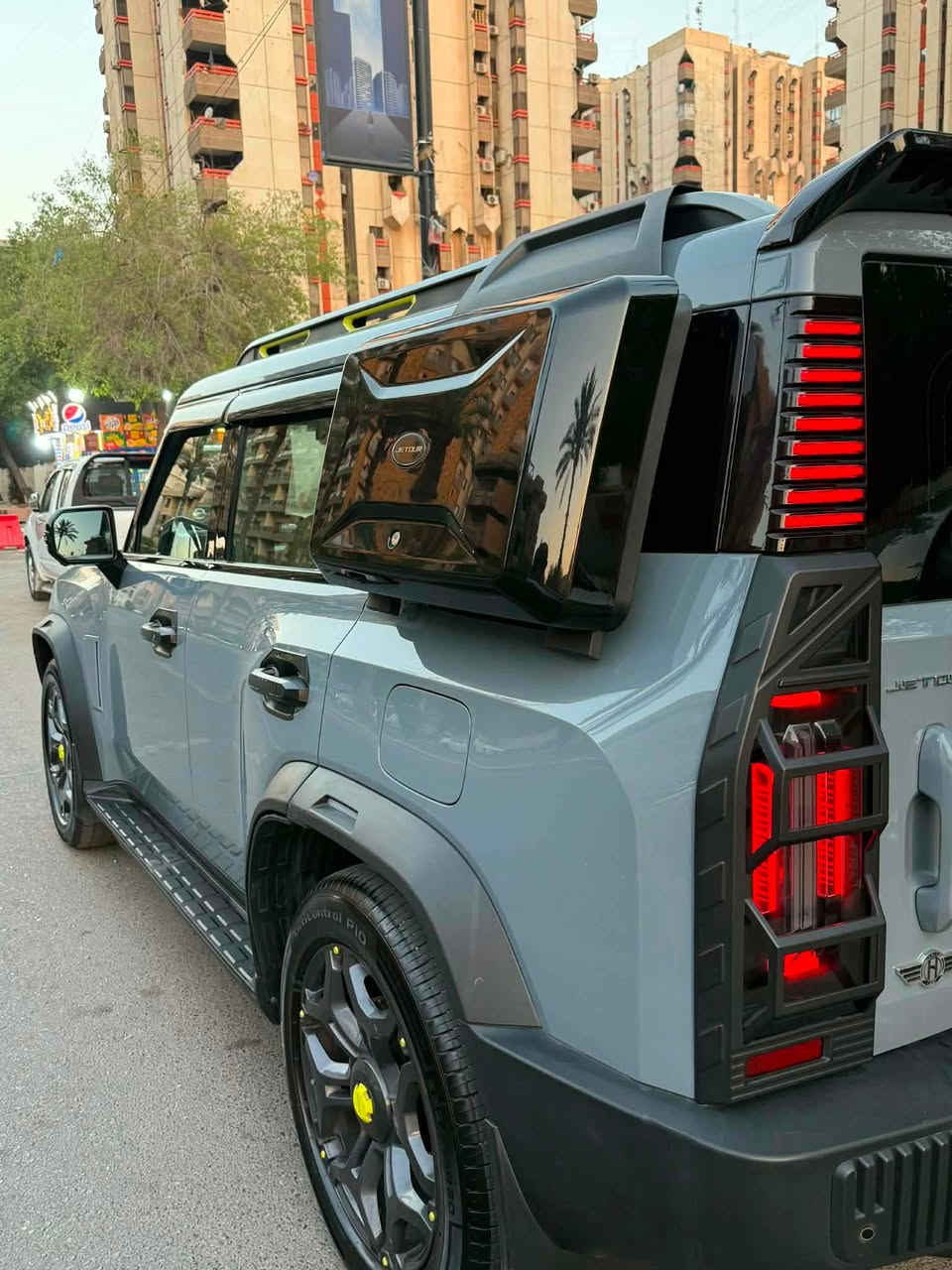 للبيع

Jetour T2 2025

جيتور تي 2 2025

🌍 المدينة –  بغداد 

رقم بغداد جديد بأسمي 
يوجد قليل حالوب مع السونار  

---------------------------------

💰السعر :36 مليون 

✅ المواصفات :

🔹 الموديل: 2025

🔹 الممشى:22 ألف كم

🔹 المحرك: 4 سلندر 2000 سي سي تيربو

✔️ فول مواصفات

✔️ مقاعد جلد كهربائية مع تدفئة وتبريد وخزن ميموري 

✔️ شاشة وسطية كبيرة + عدادات رقمية

✔️ كاميرات 360 + حساسات

✔️ دخول وتشغيل ذكي

✔️ فتحة سقف بانوراما

✔️ مثبت سرعة + رادار

✔️ نظام المحافظة على المسار

✔️ مانع تصادم

✔️ إضاءة LED كاملة

✔️ وضعيات قيادة متعددة

✔️ جنوط رياضية

للتواصل ***********

ملاحظه اكس اسوارات. 1000 الف دولار.  اظافه. زوج تايرات امامي جدد البارحه  شادهن.   الاتصال على الرقم. وتساب مازنجر  شغال

