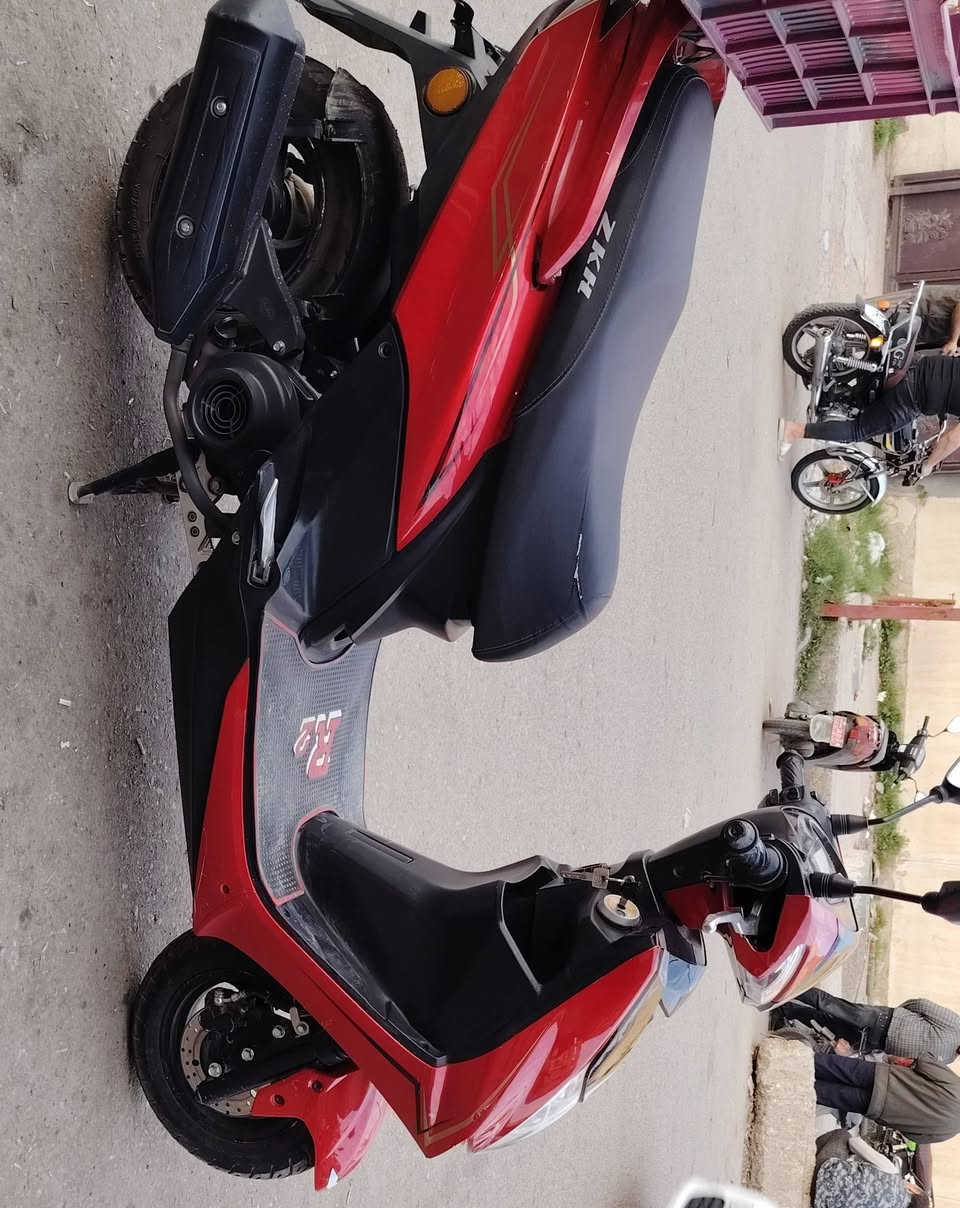 ماكس سكنس S ياباني موديل 2023 شرط الفحص السعر ٦٥٠ وبيها مجال *********** وتساب 2
