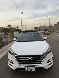 توسان موديل 2019 خليجي الكاصد معروضه 185 وبيه مجال بسيط رقم بغداد دولي...