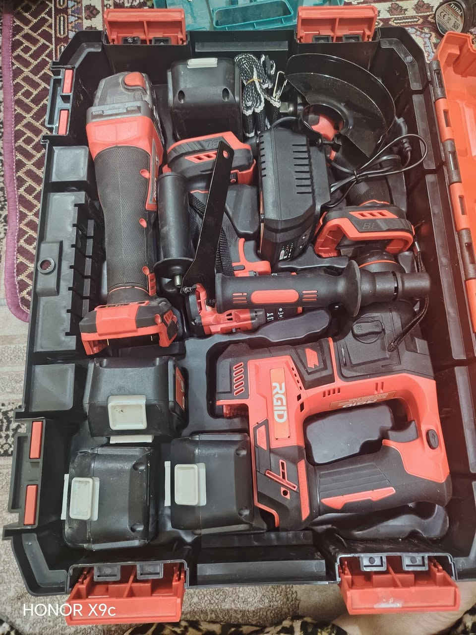 عده كامله مع دريل مع ليزر مع كوسره عمارة, ميسان


**إذا كنت صاحب هذا الإعلان وتريد حذفه لأي سبب، رجاءا أرسل رسالة إلى الدعم الفني**