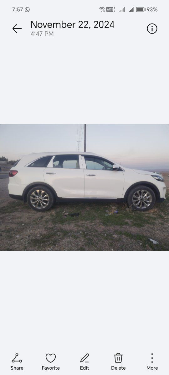 اللهم صل على محمد وال محمد
من رخصة مدير الكروب 

سورينتو موديل 2020  خليجي
رقم اربيل

 ماشيه 68 

6.سلندر.      دك جرص بل 120

7 راكب

3 قطع تبريد بس باب خلفی

بصمتين 

جنطه كهربائي 

مري شفط 

اشاير بلمري 

حساس امامي خلفي 

شاشه دواره 

كشنات جلد كهرباىي 

لايت زينون 

المكان کلار 

***********.           السعر 275
